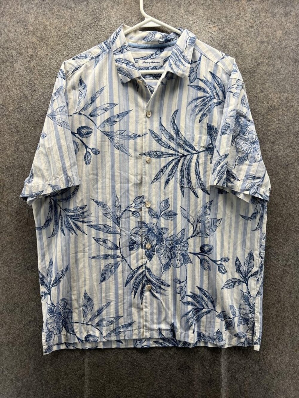 Tommy Bahama Shirt Mens XL Blue Floral Short Sleeve Button Front Silk Tropical